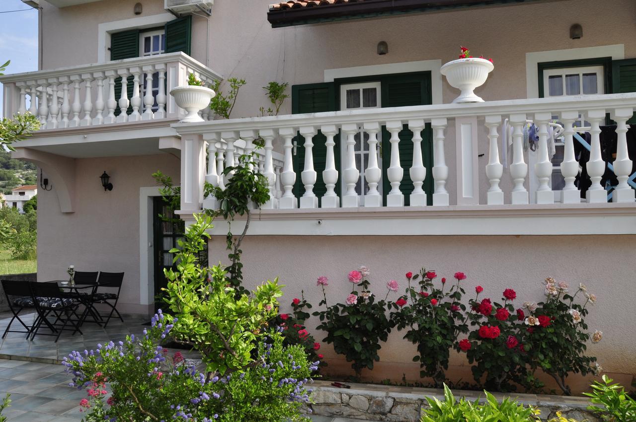 Veky Jezera Exterior foto